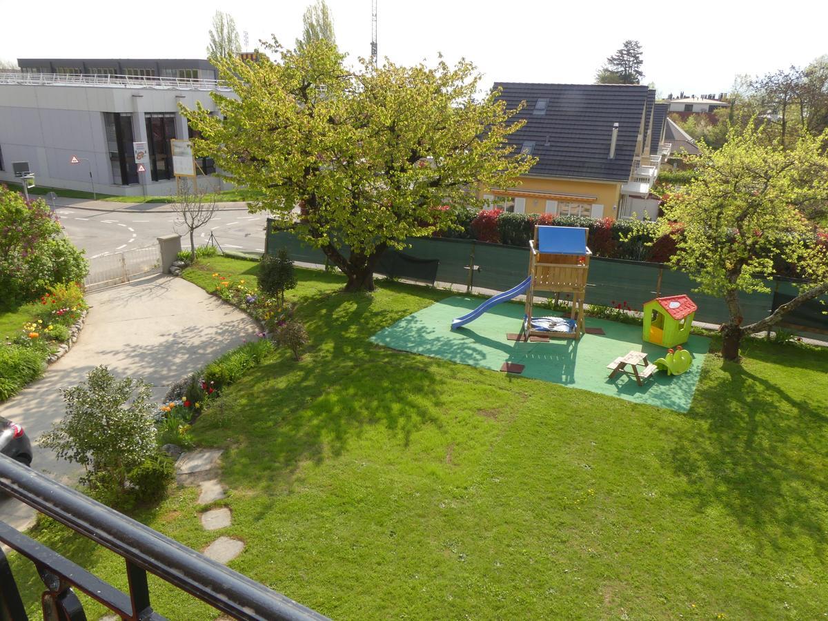 Au Bonheur Des Iris Bed and Breakfast Rolle Buitenkant foto