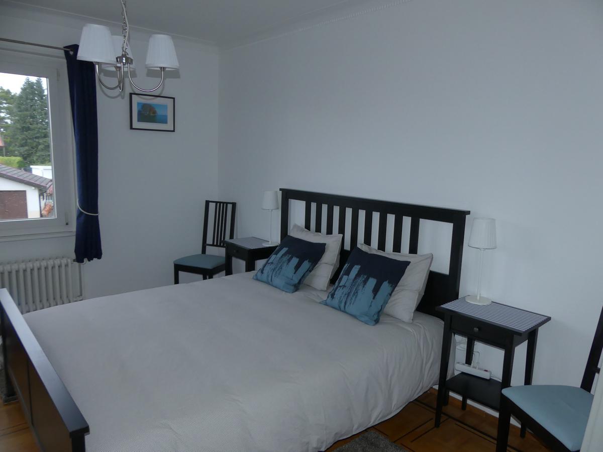 Au Bonheur Des Iris Bed and Breakfast Rolle Buitenkant foto