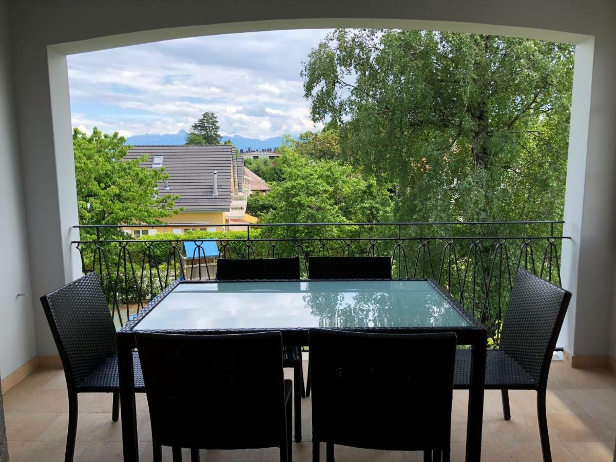 Au Bonheur Des Iris Bed and Breakfast Rolle Buitenkant foto